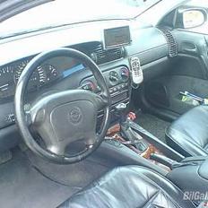 Opel Omega 3.0 MV6 (solgt)