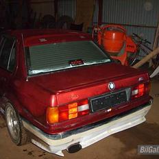 BMW 325i Turbo (solgt)