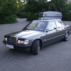 Mercedes Benz 190e BYTTET FOR MIN CORSA
