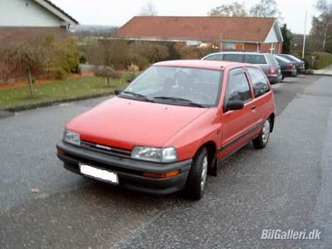 Daihatsu charade billede 1