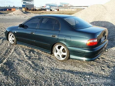 Toyota Carina E 1,6 20v *Solgt* billede 3
