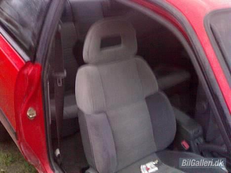 Mazda 626 coupe solgt billede 6