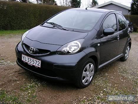 Toyota Aygo plus (SOLGT) - Fronten - Syntes det er et lækkert design billede 3