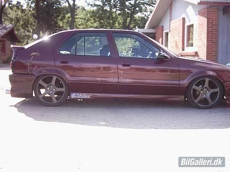 Renault 19 s  - der nogen der har smadert tankdækslet da rico havde den hvorfor det da noget pis at gøre billede 4