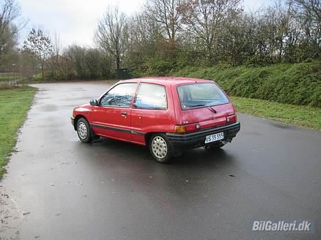 Daihatsu Charade 1,3 16v - SOLGT - billede 3