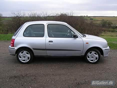 Nissan Micra Comfort 1.0 *SOLGT* billede 8