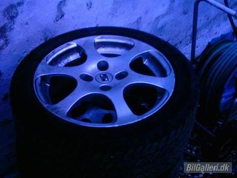 Skoda Felicia 1,6 LX (BYTTET) - Der skal lige et sæt nye dæk på.. ;)  billede 7