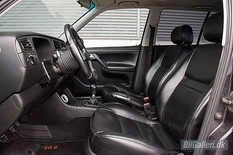 VW Golf VR6 Bi-turbo - En ko måtte lade livet til fordel for denne dejlige kabine. billede 7