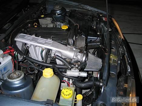 Ford serria 2,0 4x4 (solgt) billede 14