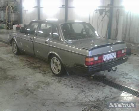 Volvo 240 glt solgt billede 8
