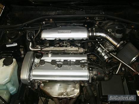 Toyota Carina E 1,6 20v *Solgt* billede 9