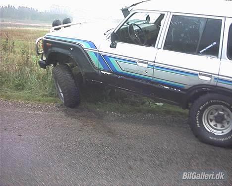 Toyota land cruiser hj 60/61 billede 3