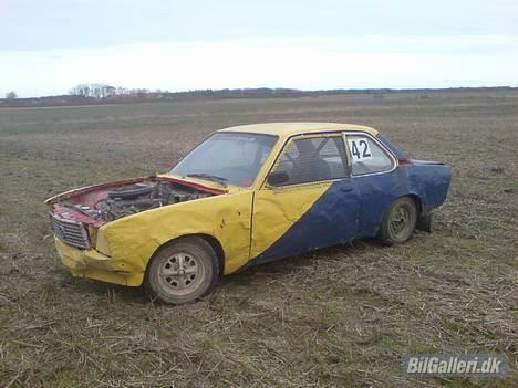 Opel Ascona b Solgt billede 4