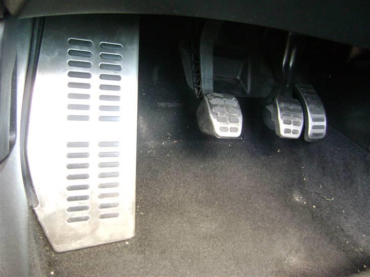 VW golf 4 gti turbo *SOLGT* - nye originale gti pedaler.. :) dog lidt beskidte på billedet... billede 17