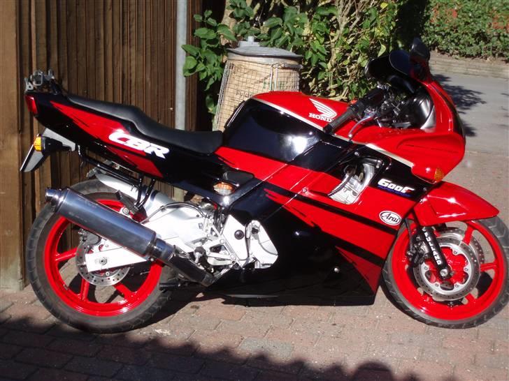 Honda Civic - min CBR 600 F billede 7