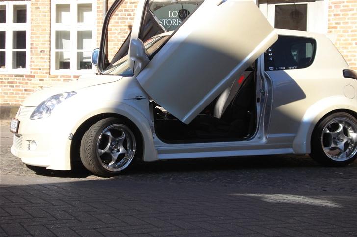 Suzuki Swift solgt billede 11