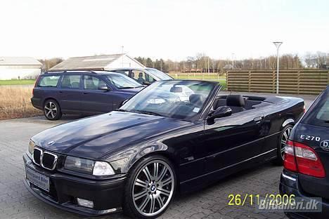 BMW 320 i cabriolet  billede 1