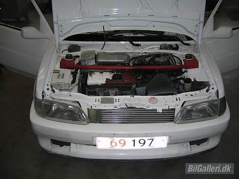 Peugeot 106 Rallye - Rallybil - Front / Motor billede 7