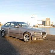 BMW Compact318ti..::SOLGT::..