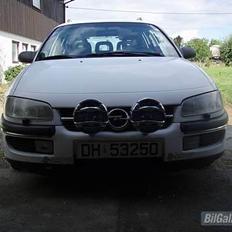 Opel Omega