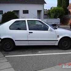 Renault 19 1,4 S 3-dørs  "solgt"