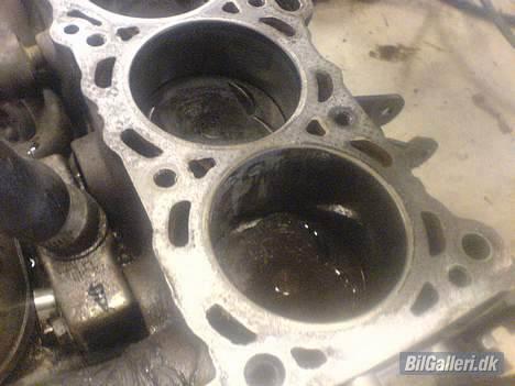 Nissan Bluebird 1,8t (solgt) - Sidste gang den brækede sig billede 12