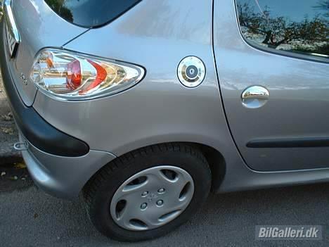 Peugeot 206 16v ( SOLGT ) billede 5