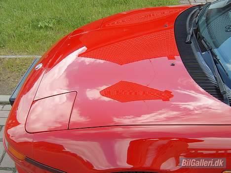 Toyota MR2 2.0 GTi (SW20) - Den er blevet så blank, at man kan spejle sig i den :o) billede 4