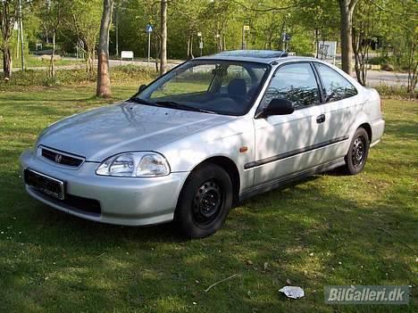 Honda CiViC 1,6i - Min gammel Civic coupe billede 12
