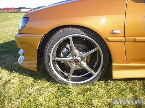 Peugeot 306 1,8 XS 16v Solgt - Kosei RT RACER fælge... rigtige fee´ fælge billede 5