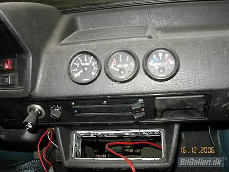 VW polo hit(projekt)Solgt - fotos af mine urer i kabine  billede 2