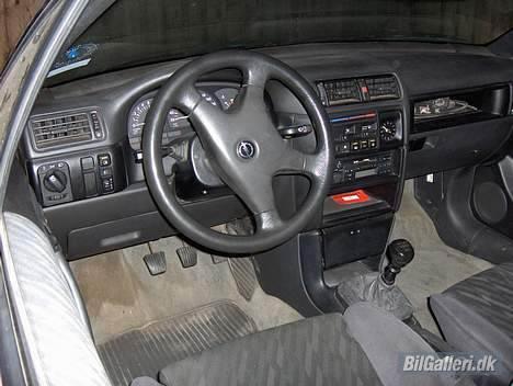 Opel Calibra (SOLGT) billede 3