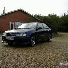 Nissan Primera 2.0i SE (Solgt)