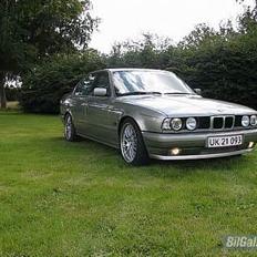 BMW E34 520 24v *SOLGT* 