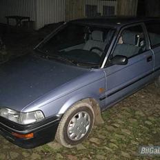 Toyota Corolla 1.3 XL *SOLGT*