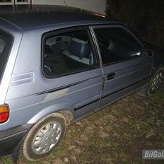 Toyota Corolla 1.3 XL *SOLGT*