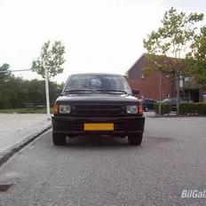 Mazda B2000