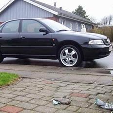 Audi A4 -->SOLGT<--