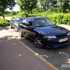 Opel 1.8 16v VECTRA B
