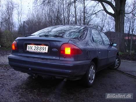 Ford Mondeo 2,0i 16v billede 3
