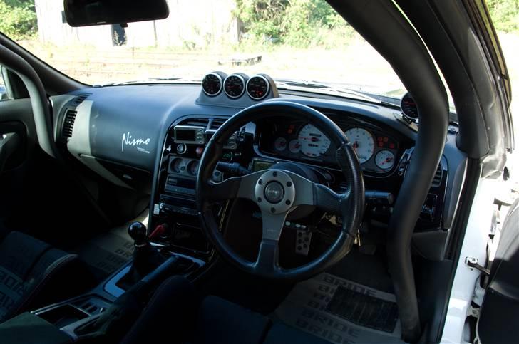 Nissan skyline GT-R..DK's hurtigeste gadebil 2012 SOLGT!! - Sort højglans instrumentbord billede 14