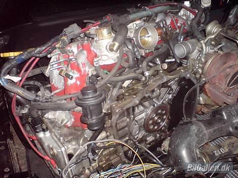 Subaru Legacy 2.0 Turbo SOLGT - Den nye motor... billede 5