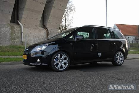 Opel Zafira B OPC..::SOLGT::.. - Front/Side billede 1