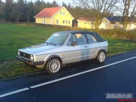 VW Golf I cabriolet billede 1