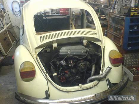 VW bobbel 1303 solgt billede 1