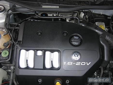 VW Golf 4 1.8 20v ( SOLGT ) billede 2