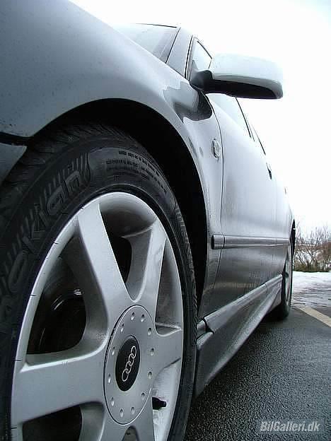 Audi A4 Avant Prorace Edition billede 2