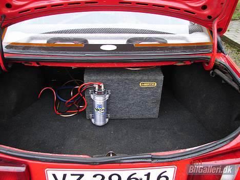 Ford Sierra 2,0 CL "SOLGT" billede 2