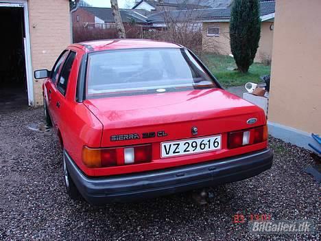 Ford Sierra 2,0 CL "SOLGT" billede 3