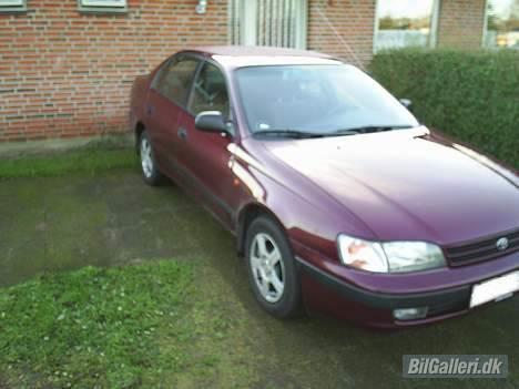 Toyota Carina E 2,0 sli S/D billede 4